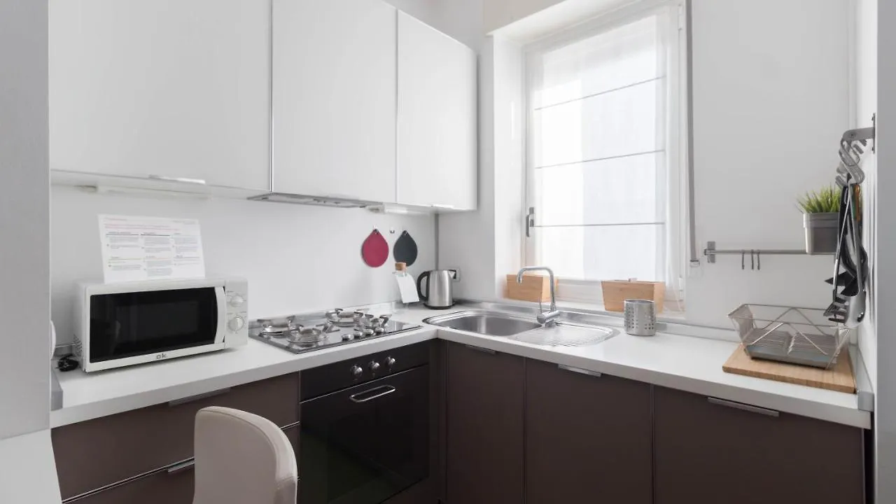 Italianway - Masaccio 18 B Apartment Milan 0*,  Italy